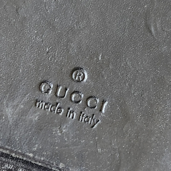 Gucci Marmont Black Leather Key Holder - Picture 9 of 12